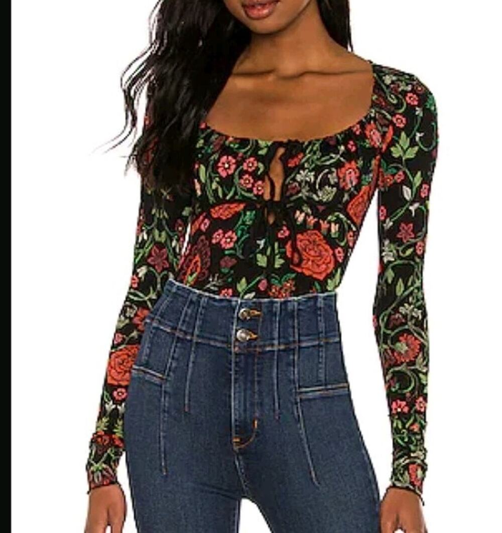 Free People Make It Easy Top in Dark Knight Floral Dark Knight Sz XS Flaw (V5
